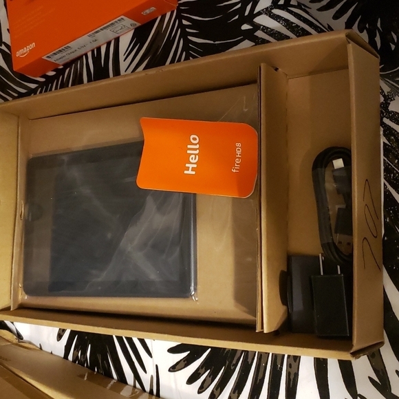 AMAZONFIREtablet 8 💥💥